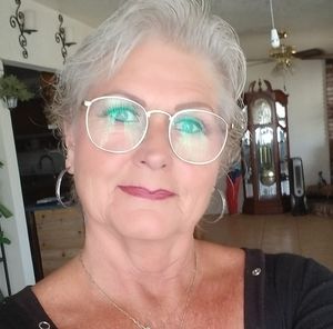 Meet your Posher, Bernice